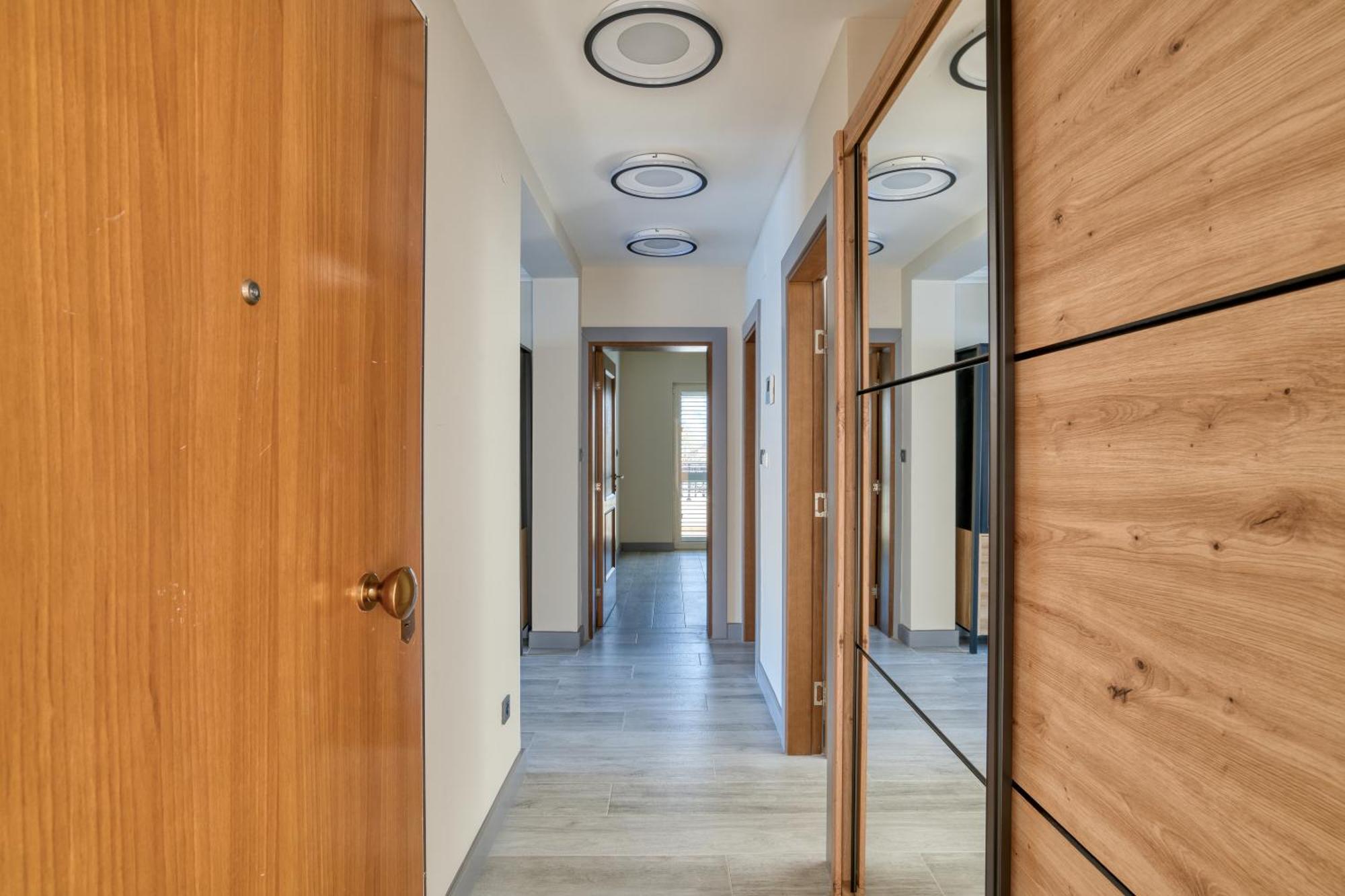 Luxurious 3-Bedroom Apartment By Mn Property 코토르 외부 사진