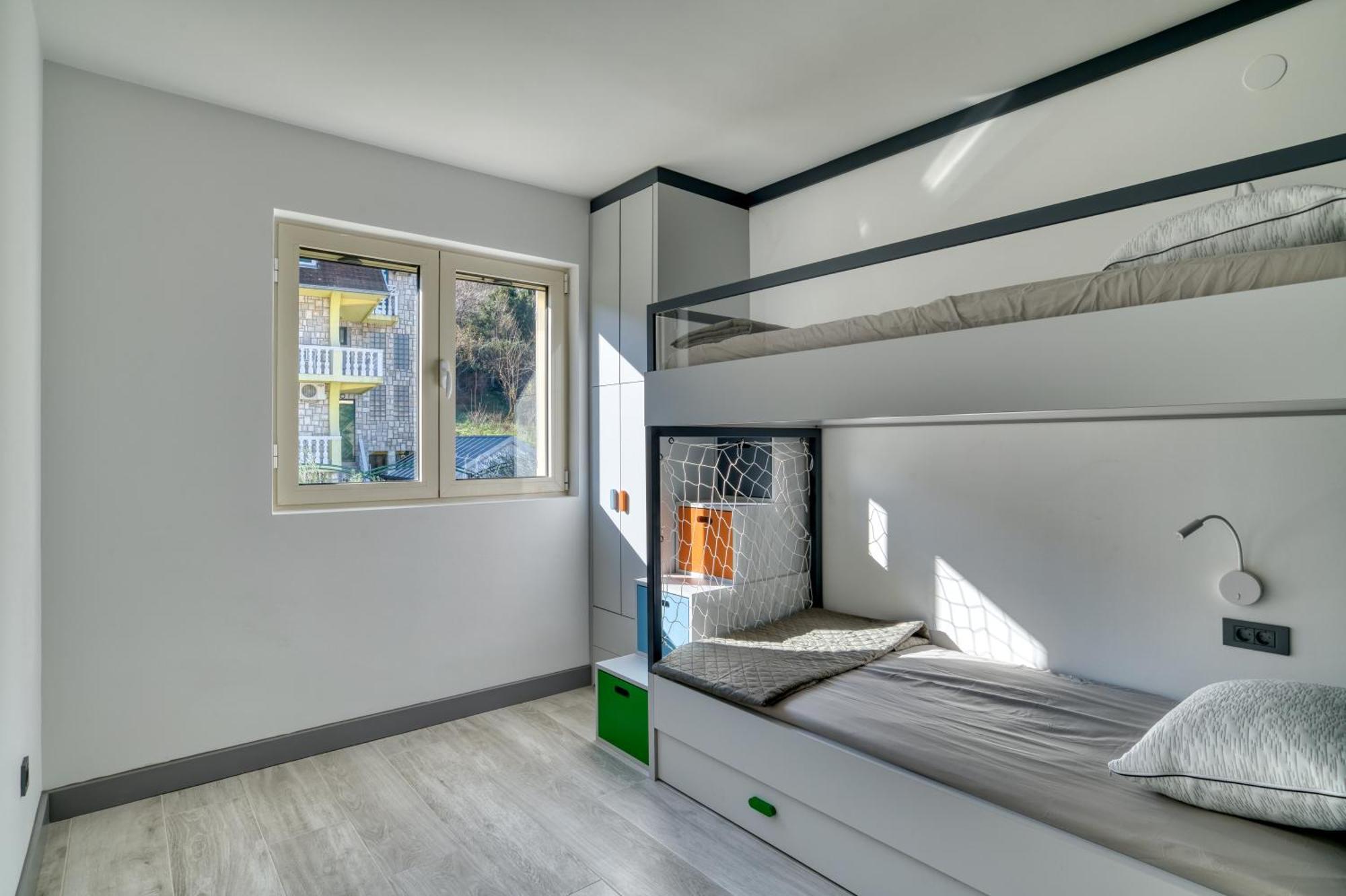 Luxurious 3-Bedroom Apartment By Mn Property 코토르 외부 사진